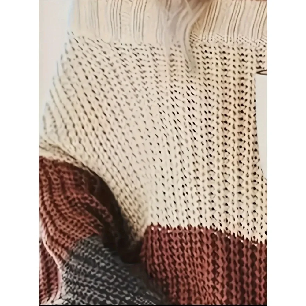 LAST 1! Gorgeous Off Shoulder Oversized Color Block Knit Sweater! - Picture 6 of 8